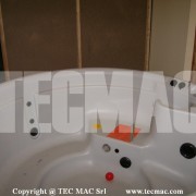 Tub -sprayied PUR insulation- 003